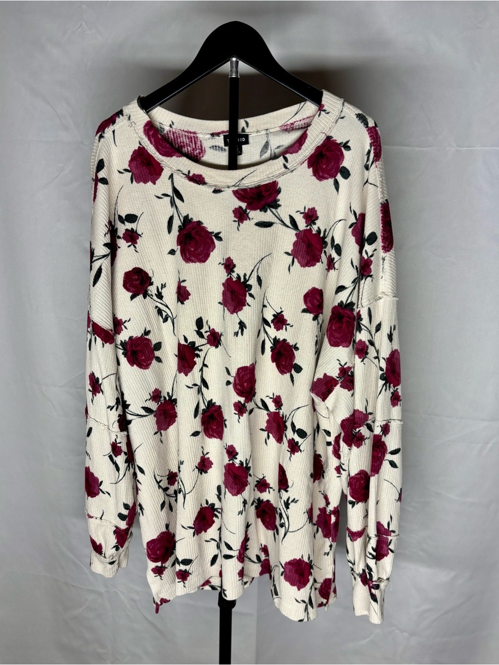 Torrid Size 3 plus size Cream Long Sleeve Top with Burgundy Rose Print